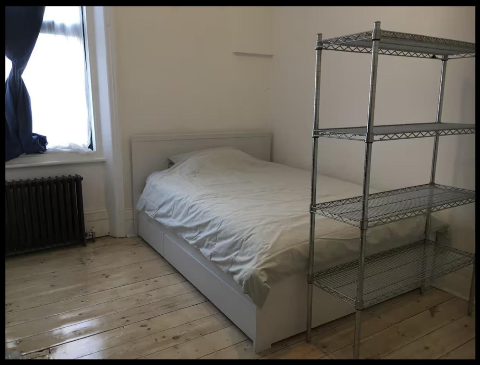 Fabulous Spacious Stylish Private In Nw6 With Excellent Transport Links To Centre, Hosted By Female Currently Taking Bookings For Females & Couples Only, Suitable For Holidays, Study, Work, Courses Or Inbetween *