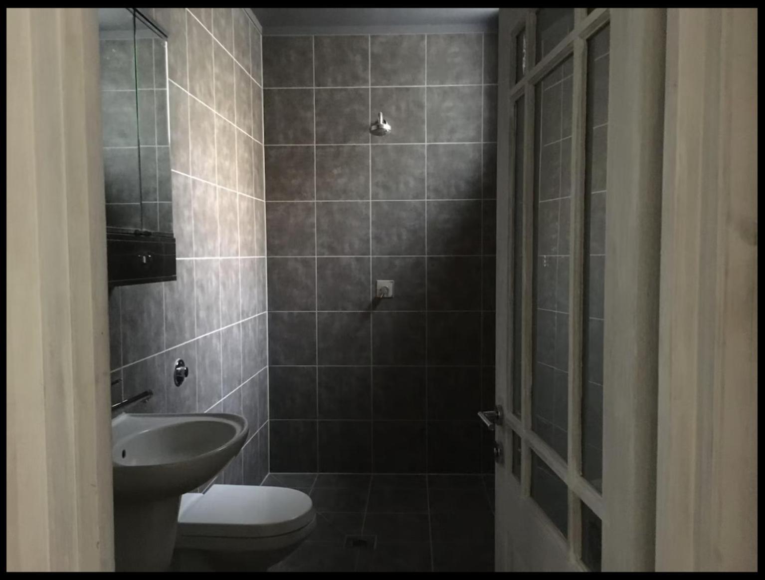 Homestay Fabulous Spacious Stylish Private In Nw6 With Excellent Transport Links To Centre, Hosted By Female Currently Taking Bookings For Females & Couples Only, Suitable For Holidays, Study, Work, Courses Or Inbetween London